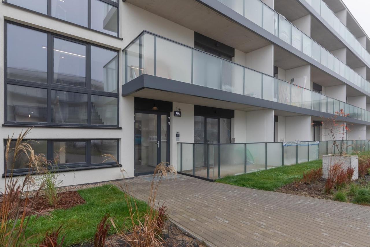 Dziwnów Stylish Apartment by the Lake by Renters Exterior foto