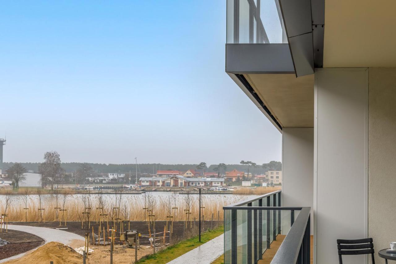 Dziwnów Stylish Apartment by the Lake by Renters Exterior foto